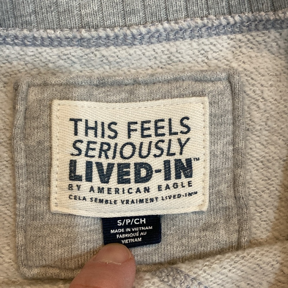 AE sweater - Picture 3 of 10